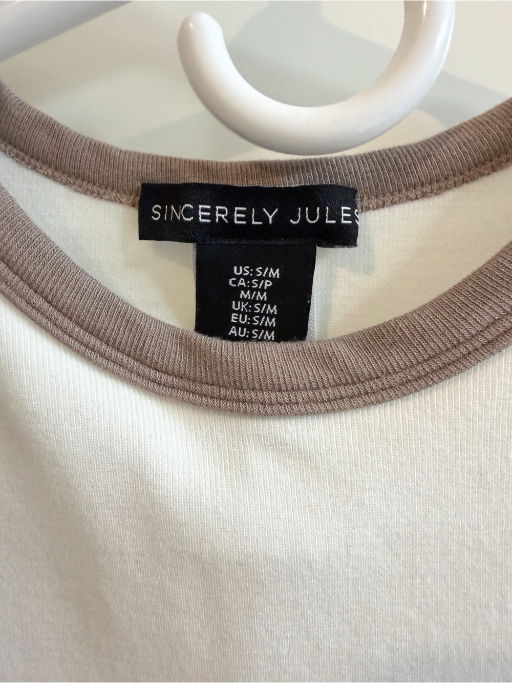 Sincerely Jules Ringer Tee - Picture 5 of 5
